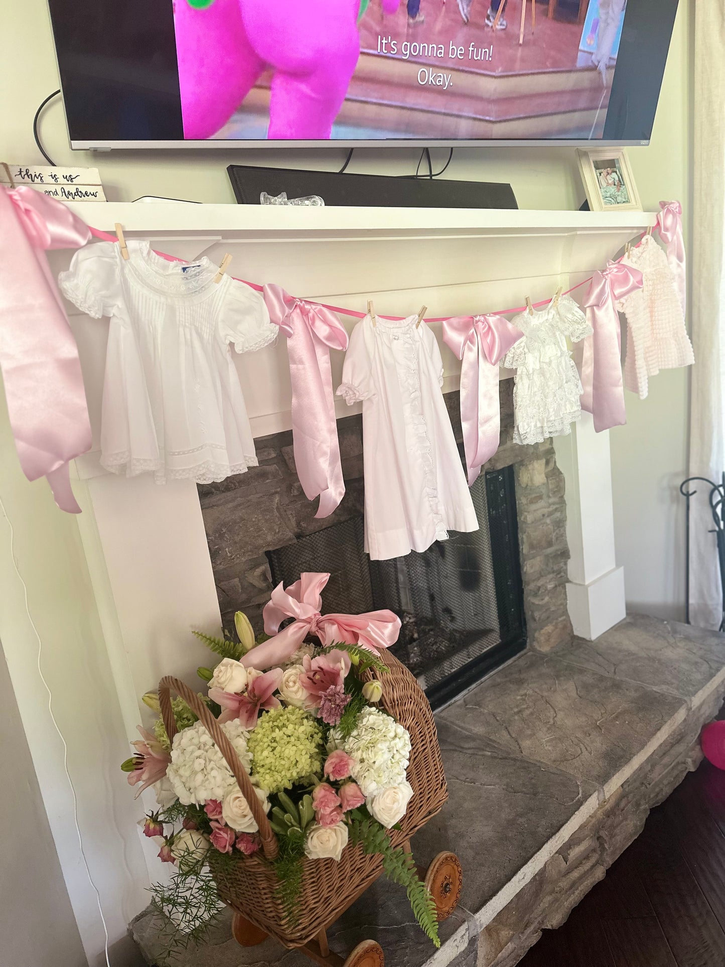 Satin Bow Banner/Garland