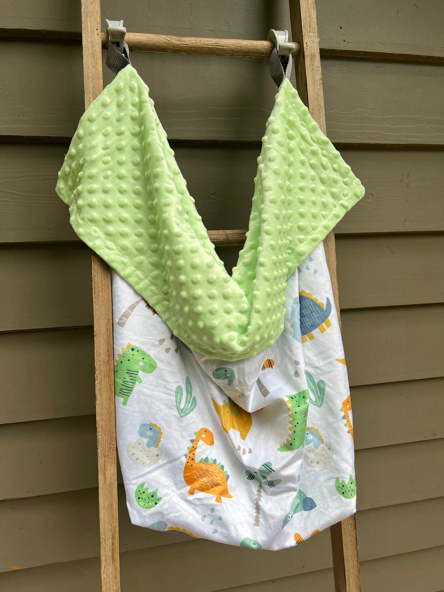 Briggham Blanket: Lime Dino Mink