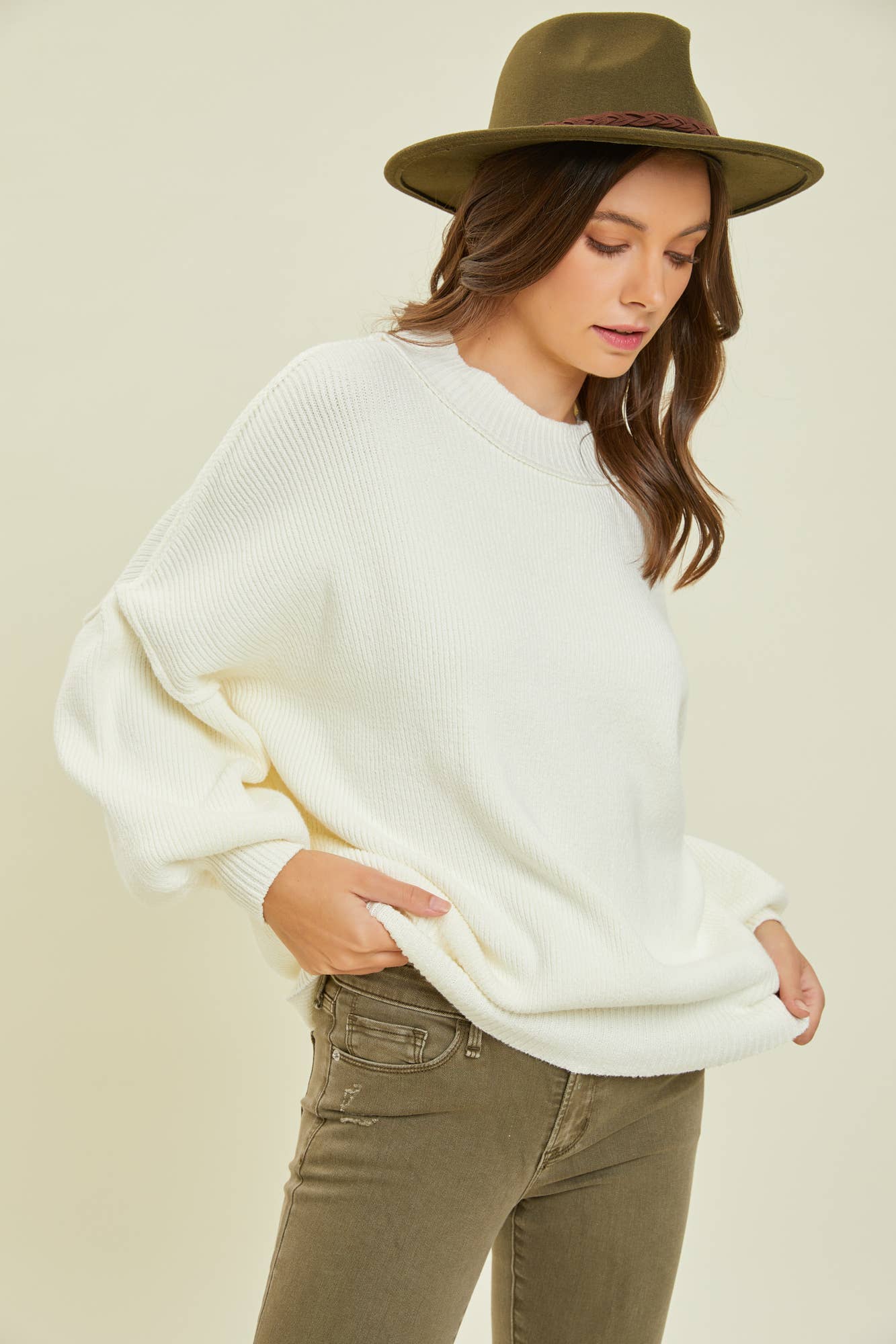 SOFT HIGH NECK OVERSIZED SWEATER