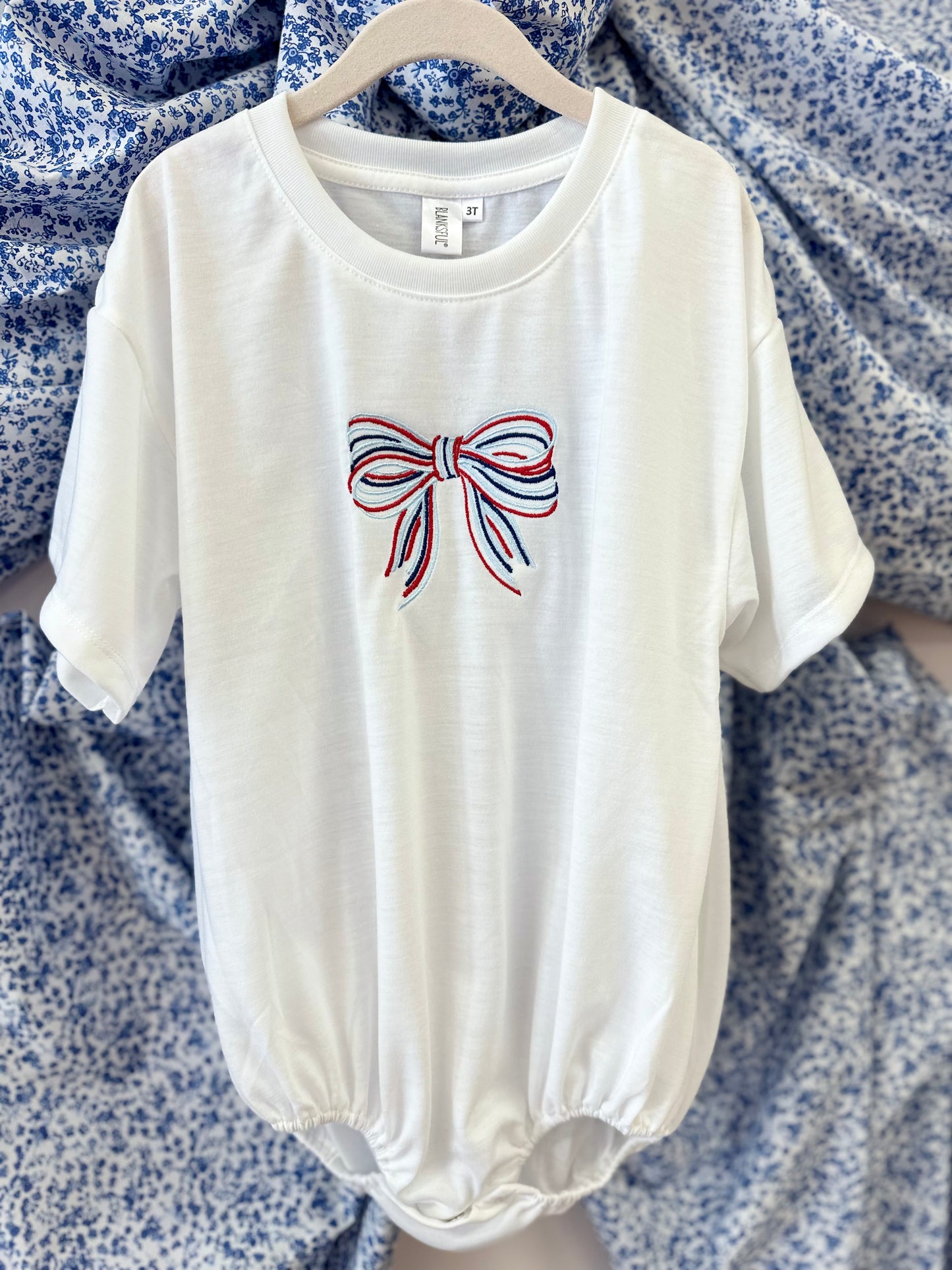 oversized baggy bubble/tee with embroidered patriotic bow or flag
