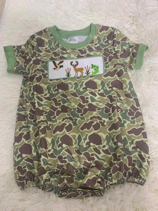 PREORDER: Hunting smocked Darker Camo Bubble