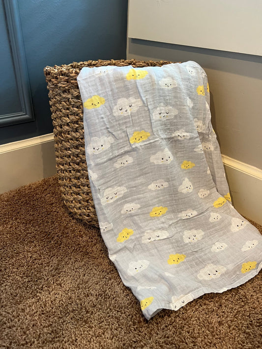 Briggham Blanket: Blue Clouds Muslin