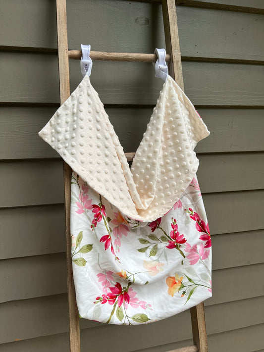 Briggham Blanket: Floral Cream Mink