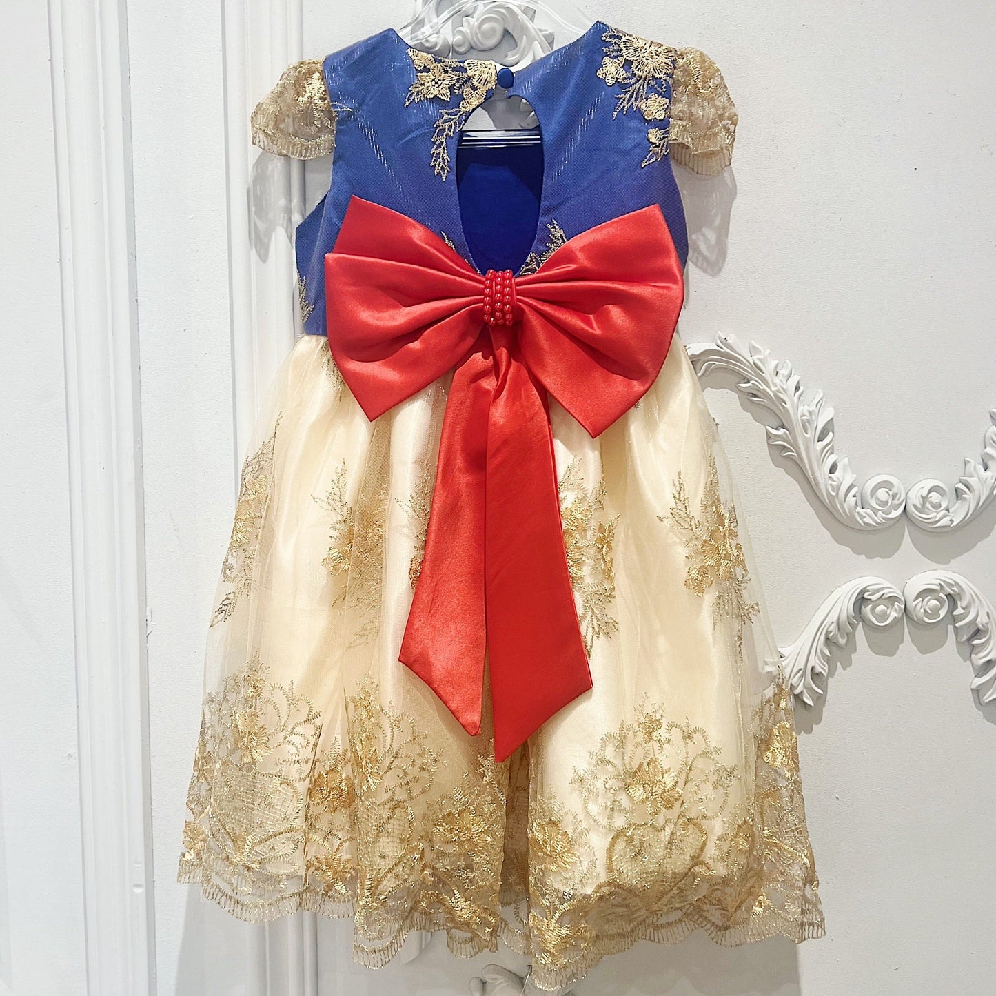 Snow White Dress