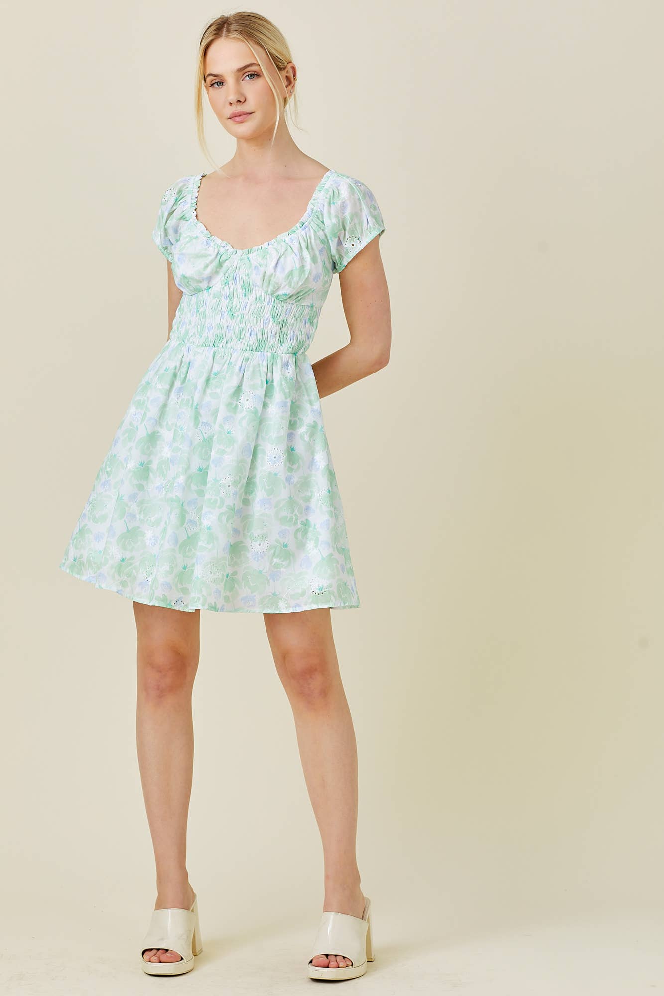 PRINTED EYELET BACK RIBBON DRESS