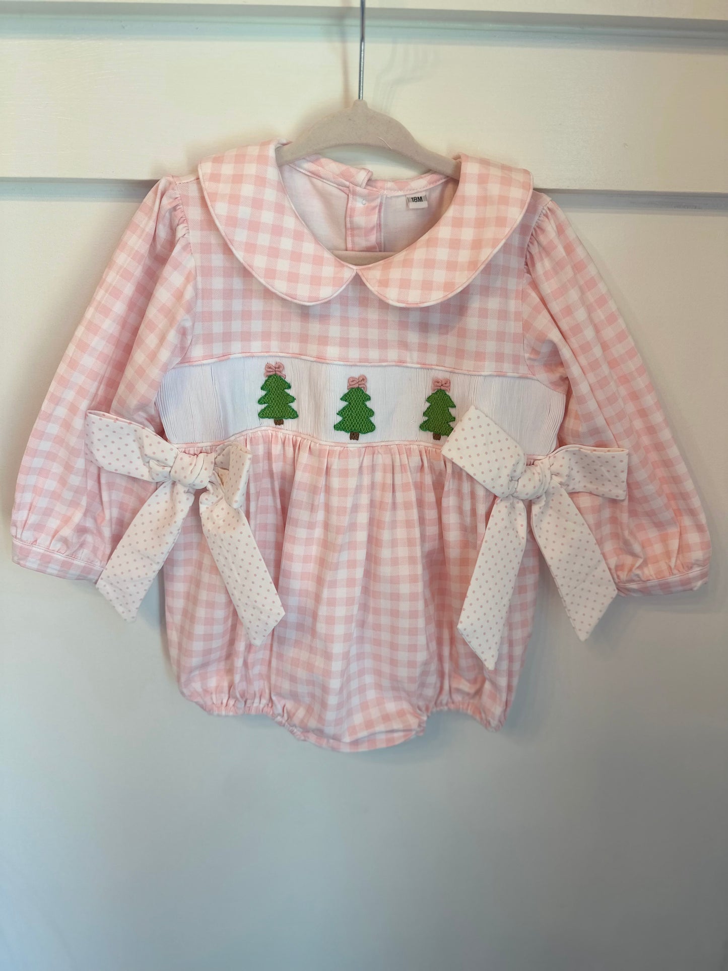 Smocked Bow Topper Christmas tree bubble