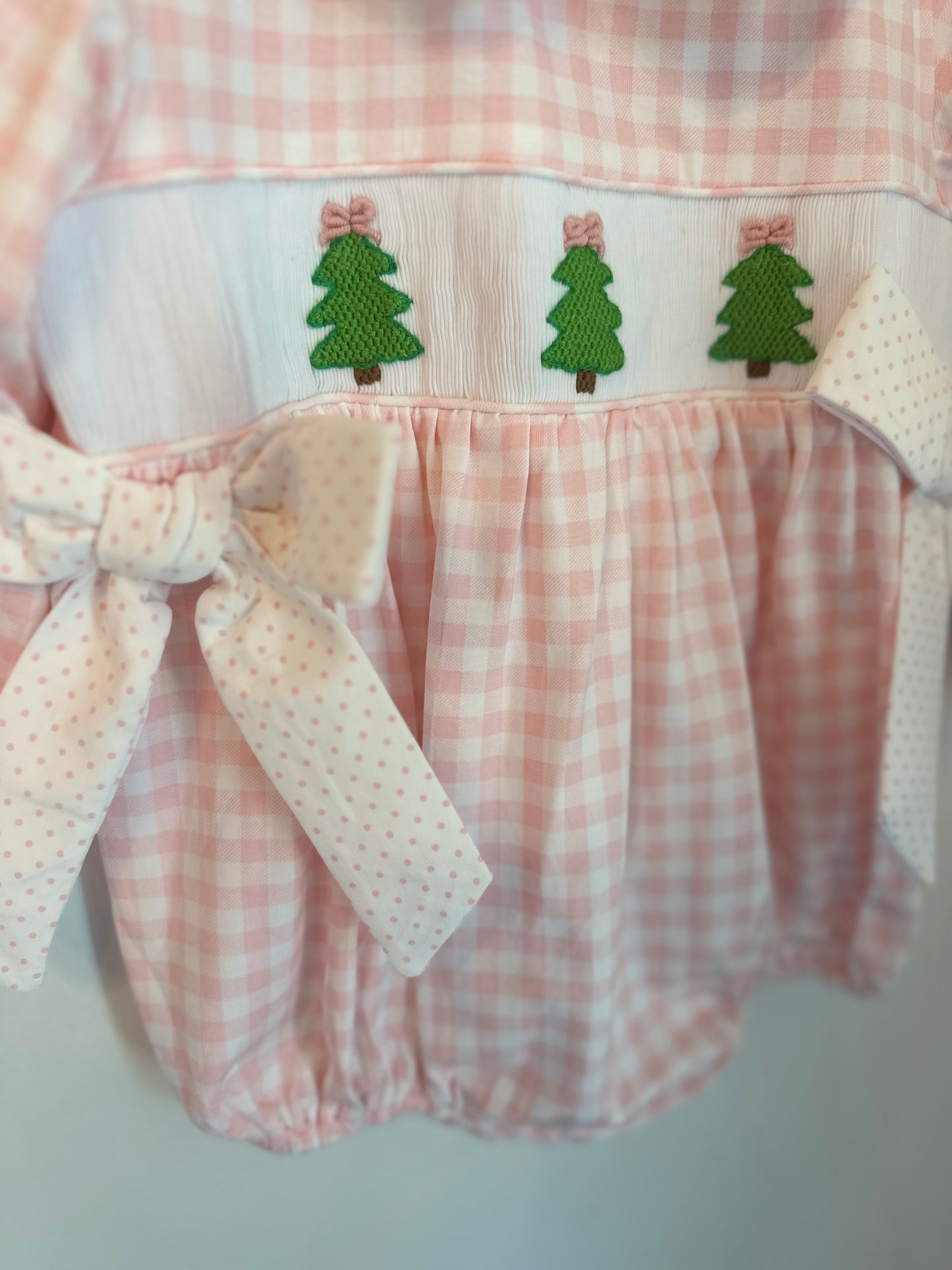 Smocked Bow Topper Christmas tree bubble